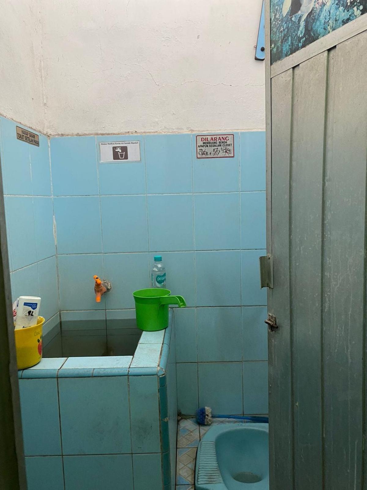 Spot On 94166 Kost Bunda Syariah Hotel Bekasi Exterior photo